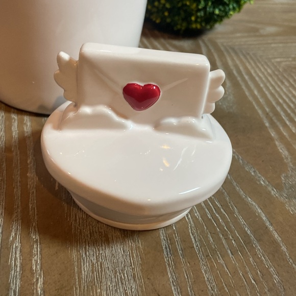 New! Valentines Day Rae Dunn Ceramic BE MINE Love Letter Canister Lid - Picture 6 of 9